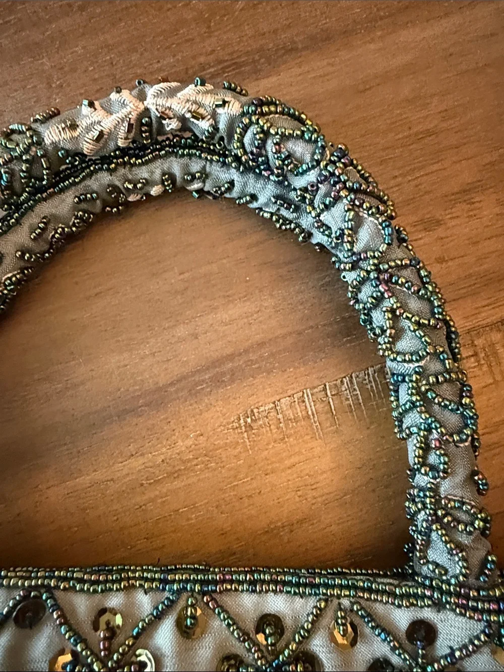 NWOT - Beautiful Embellished Beaded Green and Ivory Sequined Tote